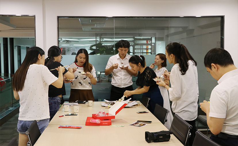 照片.jpg 照片.jpg