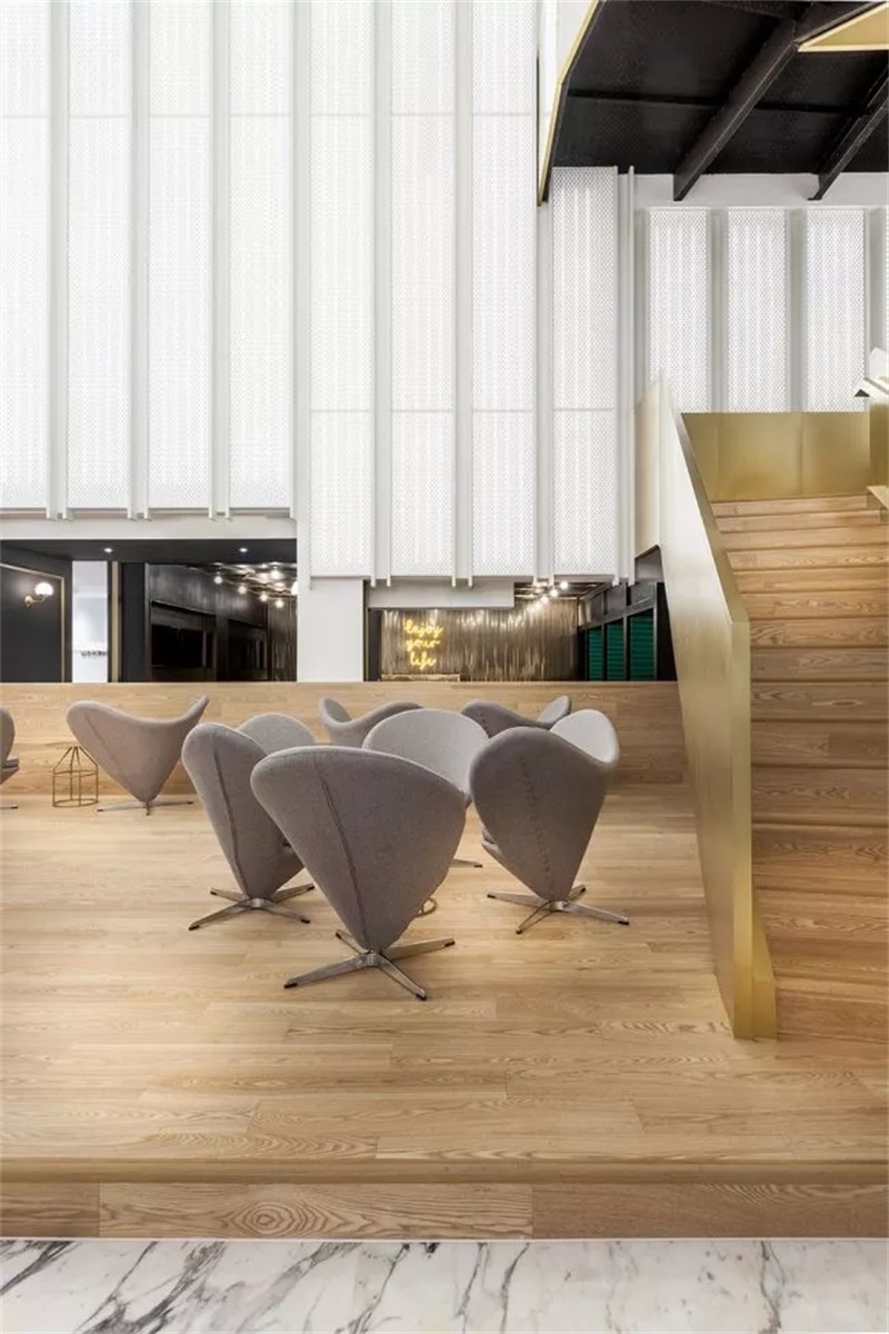 辦公室裝修設(shè)計效果圖