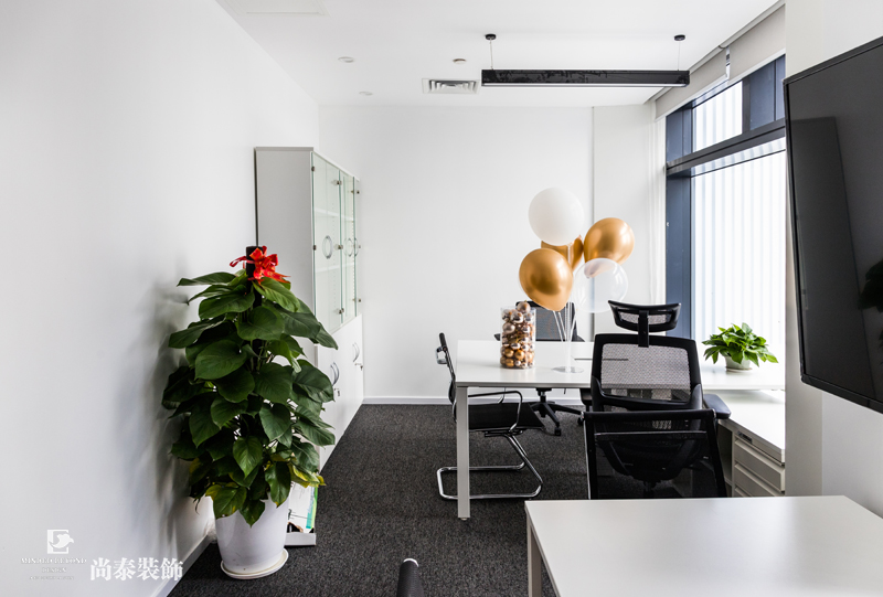 管理辦公室裝修實(shí)景圖