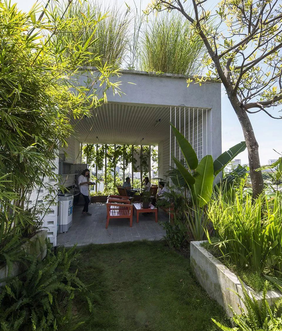 鄉(xiāng)土小芳型辦公室裝修效果圖