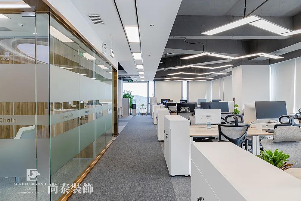 開(kāi)放辦公區(qū)裝修實(shí)景圖
