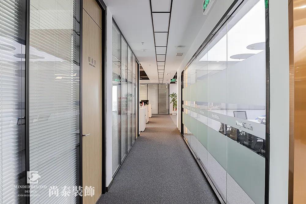 辦公室過(guò)道裝修實(shí)景圖