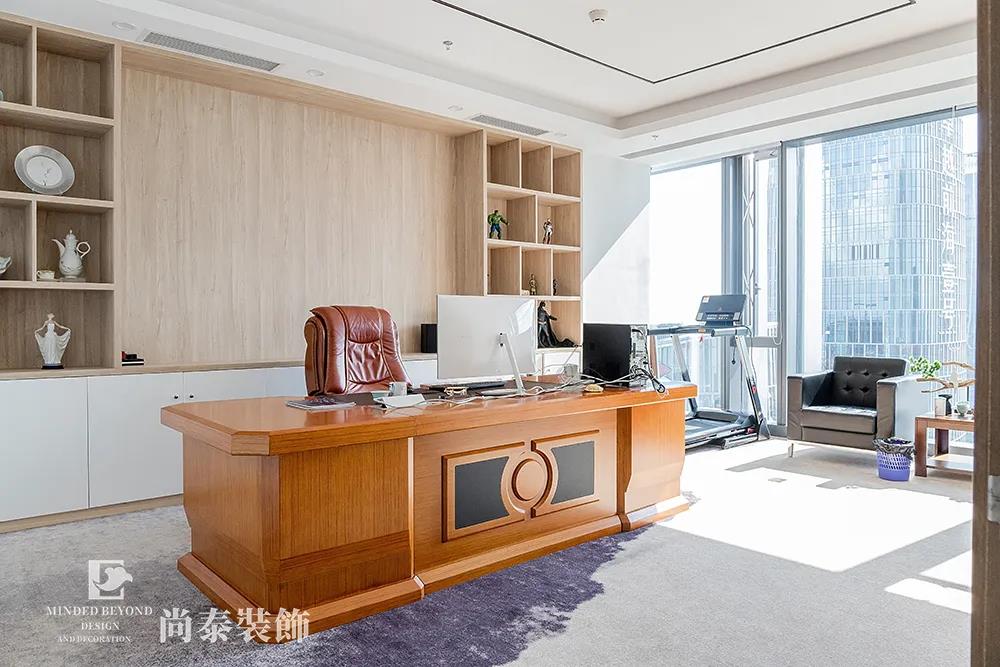 獨(dú)立辦公室裝修實(shí)景圖