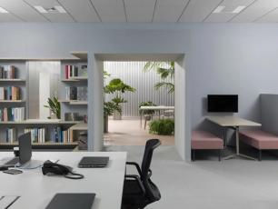 不銹鋼波紋板裝飾辦公室簡直絕了！