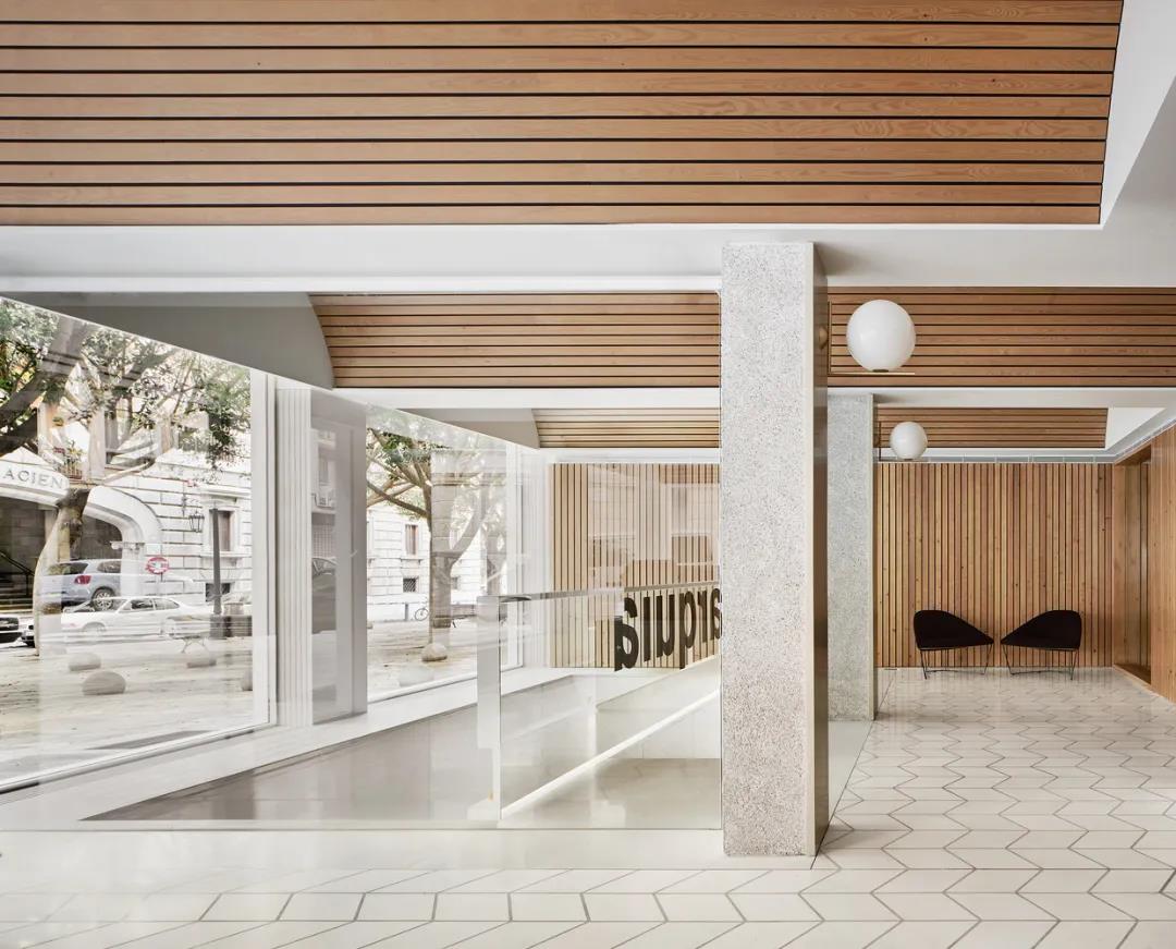 商鋪辦公空間設(shè)計圖