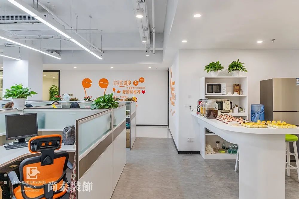 電子科技公司辦公室辦公區(qū)裝修實景圖