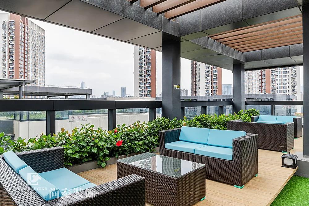 金融科技公司休閑區(qū)設(shè)計裝修實景圖