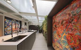 像這樣的辦公室裝修設(shè)計(jì)：我在陽(yáng)光下思考～這樣上班好幸福！