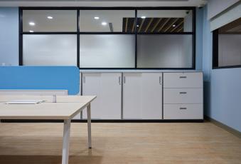 辦公室裝修:活動收納柜與鋼制系統(tǒng)柜如何搭配規(guī)劃？