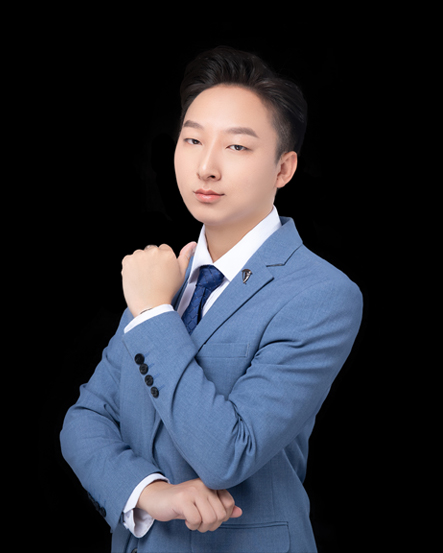 設(shè)計(jì)經(jīng)理 歐陽(yáng)亞星